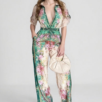 Combinaison Fleurie Élégante pour Femme – Coupe Fluide et Taille Ajustable